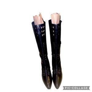 SOLD*****Alaia Flat Laser Boots